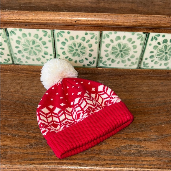 Hanna Andersson red knit Pom hat in a fair isle print 1-3 years old - Picture 1 of 3